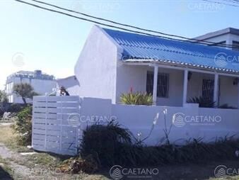 https://www.gallito.com.uy/venta-casa-2-dormitorios-manantiales-inmuebles-27607154