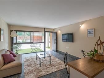 https://web5.gallito.com.uy/venta-apartamento-duplex-de-un-dormitorio-la-blanqueada-inmuebles-26690536