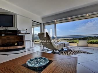 https://web5.gallito.com.uy/apartamento-primera-fila-playa-brava-en-alquiler-inmuebles-24988086