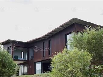 https://web5.gallito.com.uy/venta-casa-5-dormitorios-punta-piedras-inmuebles-24236265