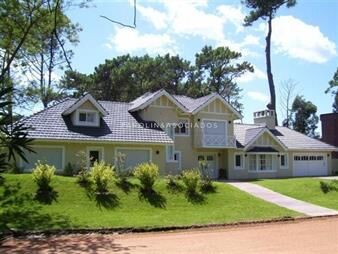 https://web5.gallito.com.uy/casa-en-venta-de-5-dormitorios-en-golf-punta-del-inmuebles-24673253