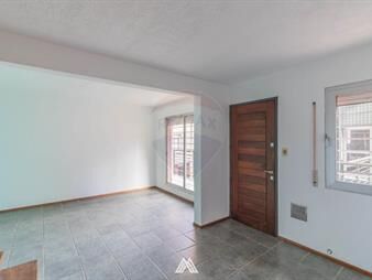 https://web5.gallito.com.uy/venta-apartamento-duplex-2-dormitorios-barrio-sur-inmuebles-27607646