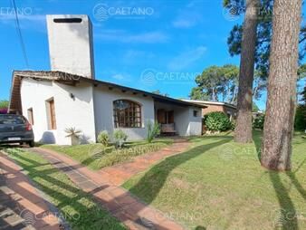https://www.gallito.com.uy/casa-en-venta-3-dormitorios-en-pinares-inmuebles-27124882