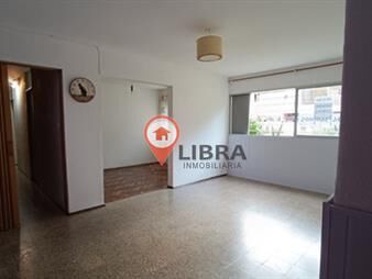 https://web5.gallito.com.uy/amplio-apartamento-de-3-dorm-en-euskal-erria-inmuebles-27453316