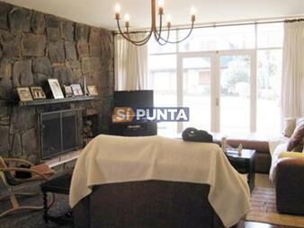 https://web5.gallito.com.uy/casa-en-alquiler-playa-mansa-inmuebles-27607756