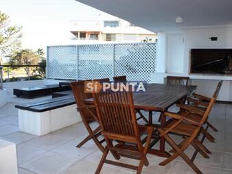 https://www.gallito.com.uy/apartamento-en-alquiler-playa-brava-inmuebles-27607845
