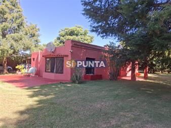 https://www.gallito.com.uy/hermosa-chacra-a-25-kilometros-de-punta-del-este-inmuebles-27608102