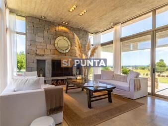 https://www.gallito.com.uy/hermosa-casa-en-venta-en-barrio-privado-inmuebles-27608117