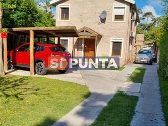 https://www.gallito.com.uy/casa-en-punta-del-este-pinares-inmuebles-27608182