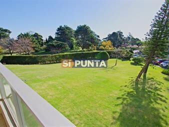 https://web5.gallito.com.uy/apartamento-2-dormitorios-en-venta-roosevelt-inmuebles-27608200