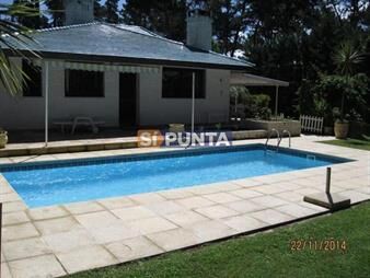 https://www.gallito.com.uy/muy-linda-casa-en-pinares-inmuebles-27608204