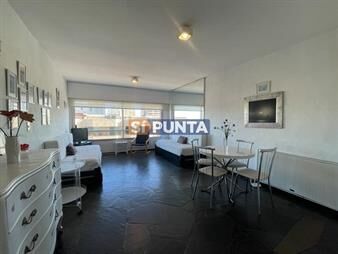 https://www.gallito.com.uy/apartamento-en-la-peninsula-inmuebles-27608250