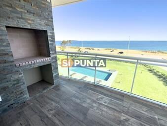 https://web5.gallito.com.uy/apartamento-en-alquiler-con-vista-al-mar-2-inmuebles-27608258