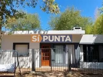 https://www.gallito.com.uy/venta-de-casa-de-3-dormitorios-en-maldonado-inmuebles-27608301