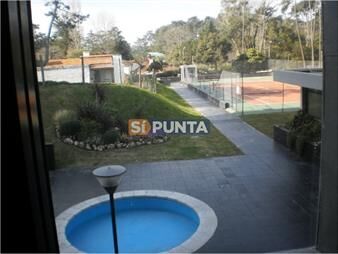 https://web5.gallito.com.uy/apartamento-en-venta-y-alquiler-roosevelt-punta-inmuebles-27608474