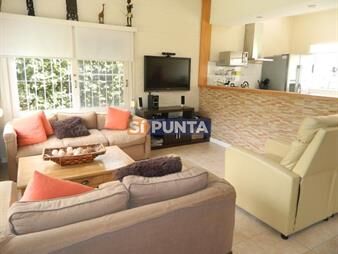 https://www.gallito.com.uy/casa-en-alquiler-inmuebles-27608667