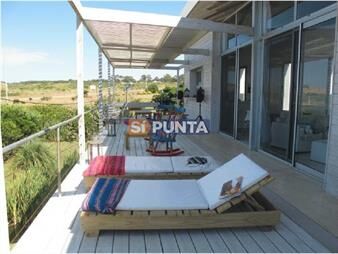https://web5.gallito.com.uy/a-metros-del-mar-inmuebles-27608821