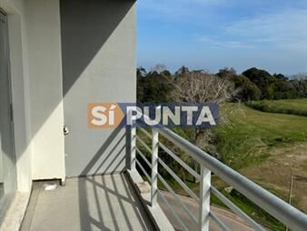 https://www.gallito.com.uy/apartamento-de-dos-dormitorios-en-edificio-la-inmuebles-27608839