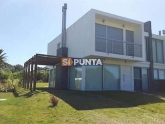 https://web5.gallito.com.uy/punta-del-este-rincon-del-indio-complejo-silente-casa-de-3-inmuebles-27609029