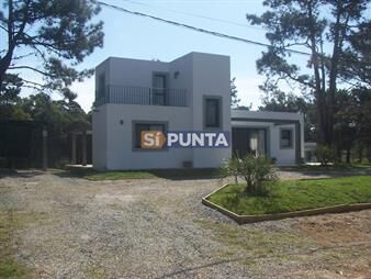 https://www.gallito.com.uy/muy-linda-casa-en-la-barra-montoya-inmuebles-27609184