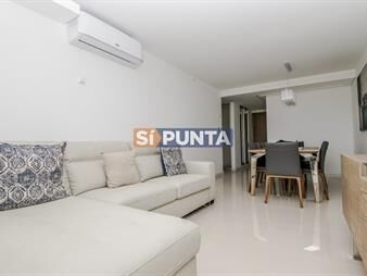 https://web5.gallito.com.uy/apartamento-de-2-dormitorios-servicio-look-inmuebles-27609299