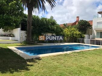 https://www.gallito.com.uy/apartamento-de-la-ruta-al-mar-en-la-barra-con-vistas-al-mar-inmuebles-27609477
