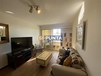 https://www.gallito.com.uy/apartamento-en-alquiler-anual-inmuebles-27609522