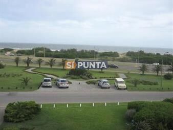 https://web5.gallito.com.uy/playa-brava-frente-al-mar-inmuebles-27609524