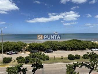 https://web5.gallito.com.uy/apartamento-en-venta-edificio-horizonte-playa-3-inmuebles-27609611