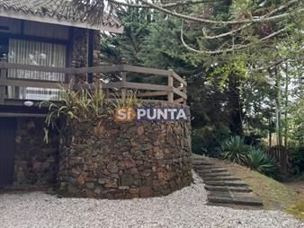 https://web5.gallito.com.uy/casa-en-venta-cantegril-inmuebles-27609658