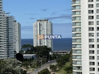 https://web5.gallito.com.uy/hermoso-apartamento-en-av-roosevelt-punta-del-inmuebles-27609682