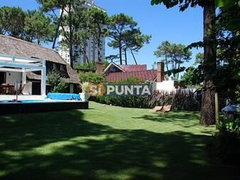 https://web5.gallito.com.uy/casa-en-lugano-5-dormitorios-inmuebles-27609904