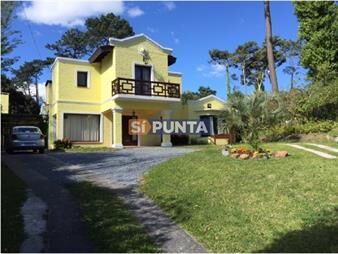 https://web5.gallito.com.uy/casa-en-venta-cantegril-inmuebles-27609966