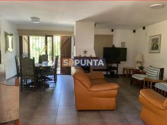 https://web5.gallito.com.uy/casa-en-alquiler-punta-del-este-inmuebles-27610018
