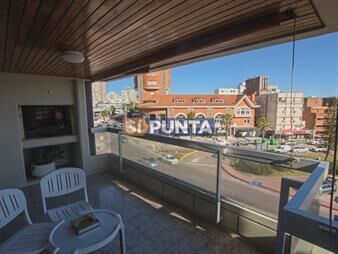 https://web5.gallito.com.uy/apartamento-en-alquiler-verano-3-dormitorios-playa-mansa-inmuebles-27610338