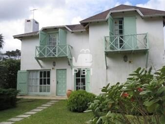 https://web5.gallito.com.uy/casa-en-tio-tom-5-dormitorios-ref-pbi1121-inmuebles-23142059