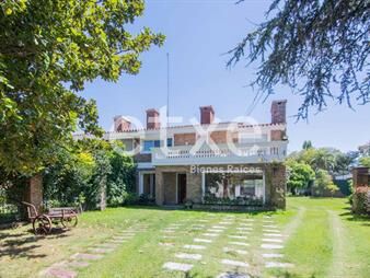 https://web5.gallito.com.uy/alquiler-de-casa-en-carrasco-ideal-empresa-inmuebles-26927996