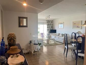 https://web5.gallito.com.uy/apartamento-de-2-dormitorios-en-venta-playa-del-inmuebles-26162384