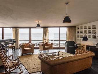 https://web5.gallito.com.uy/espectacular-casa-reciclada-de-6-dormitorios-en-inmuebles-26373616