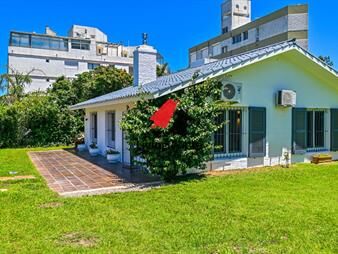 https://www.gallito.com.uy/casa-en-venta-mansa-punta-del-este-3-inmuebles-27117884