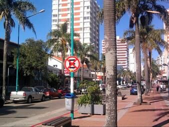 https://www.gallito.com.uy/alquiler-local-en-gorlero-galeria-pan-de-azucar-inmuebles-27008177