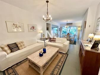 https://web5.gallito.com.uy/en-venta-playa-mansa-zona-parada-16-de-3-con-inmuebles-27336577
