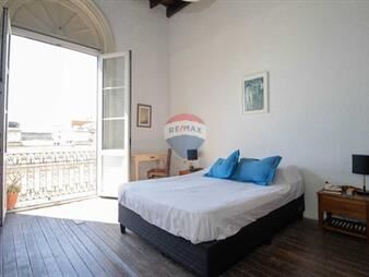 https://web5.gallito.com.uy/venta-apartamento-3-dormitorios-en-ciudad-vieja-inmuebles-27625332