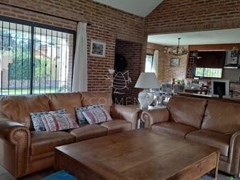 https://www.gallito.com.uy/alquiler-casa-4-dormitorios-en-pinares-playa-inmuebles-22910266