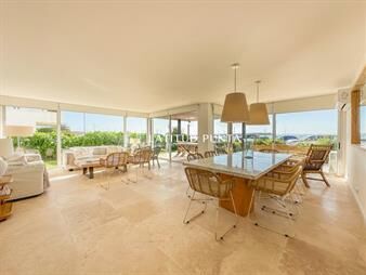 https://web5.gallito.com.uy/apartamento-frente-al-puerto-4-dormitorios-inmuebles-26216045
