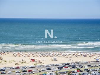 https://web5.gallito.com.uy/apartamento-en-venta-con-vista-brava-excelente-inmuebles-25657546