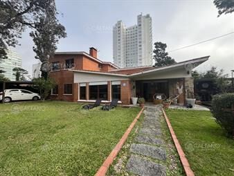 https://web5.gallito.com.uy/venta-espectacular-casa-en-punta-del-este-playa-inmuebles-26004613