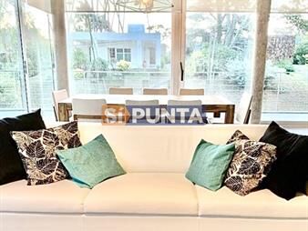 https://www.gallito.com.uy/apartamento-en-alquiler-anual-3-dormitorios-inmuebles-27609198
