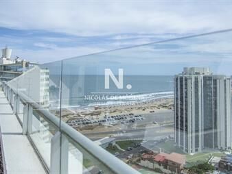 https://web5.gallito.com.uy/espectacular-penthouse-en-venta-a-pasos-del-mar-inmuebles-27200728