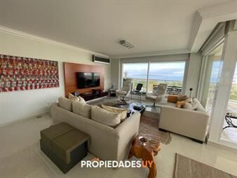 https://web5.gallito.com.uy/apartamento-en-venta-en-mansa-punta-del-este-de-3-dormito-inmuebles-27479545